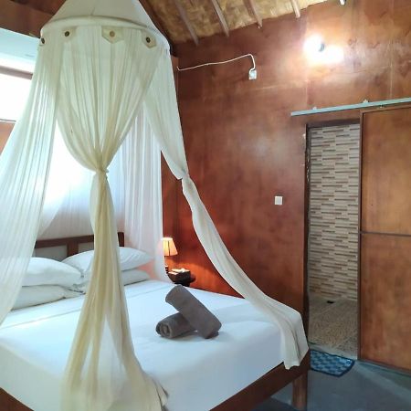 Full Moon Hostel Nusa Penida Exterior foto