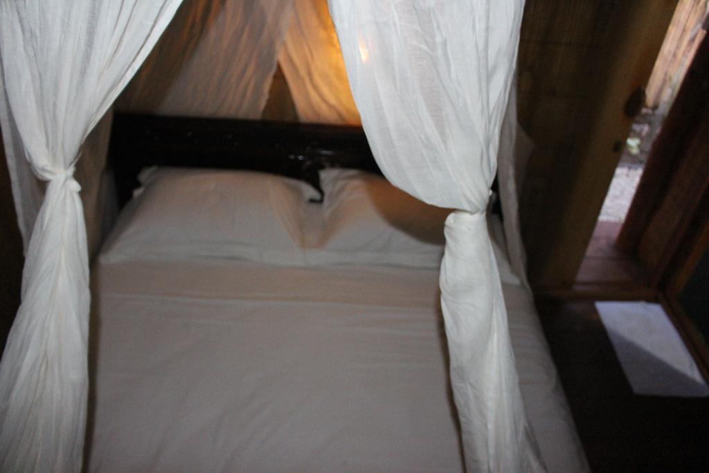 Full Moon Hostel Nusa Penida Exterior foto